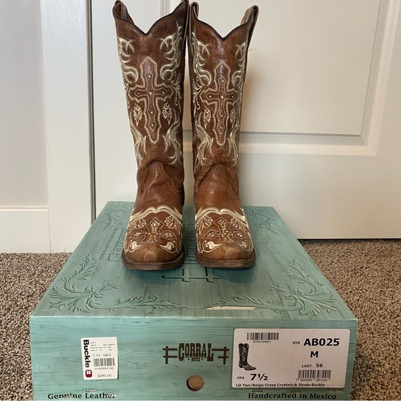 Corral Womens Canton Cowboy Boots Cross Crystals & Studs Western size 7.5 - Picture 3 of 12
